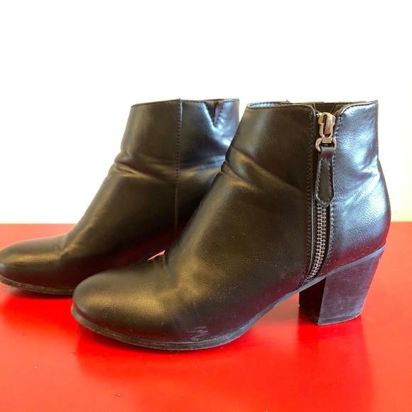 Booties - Picture 5 of 5